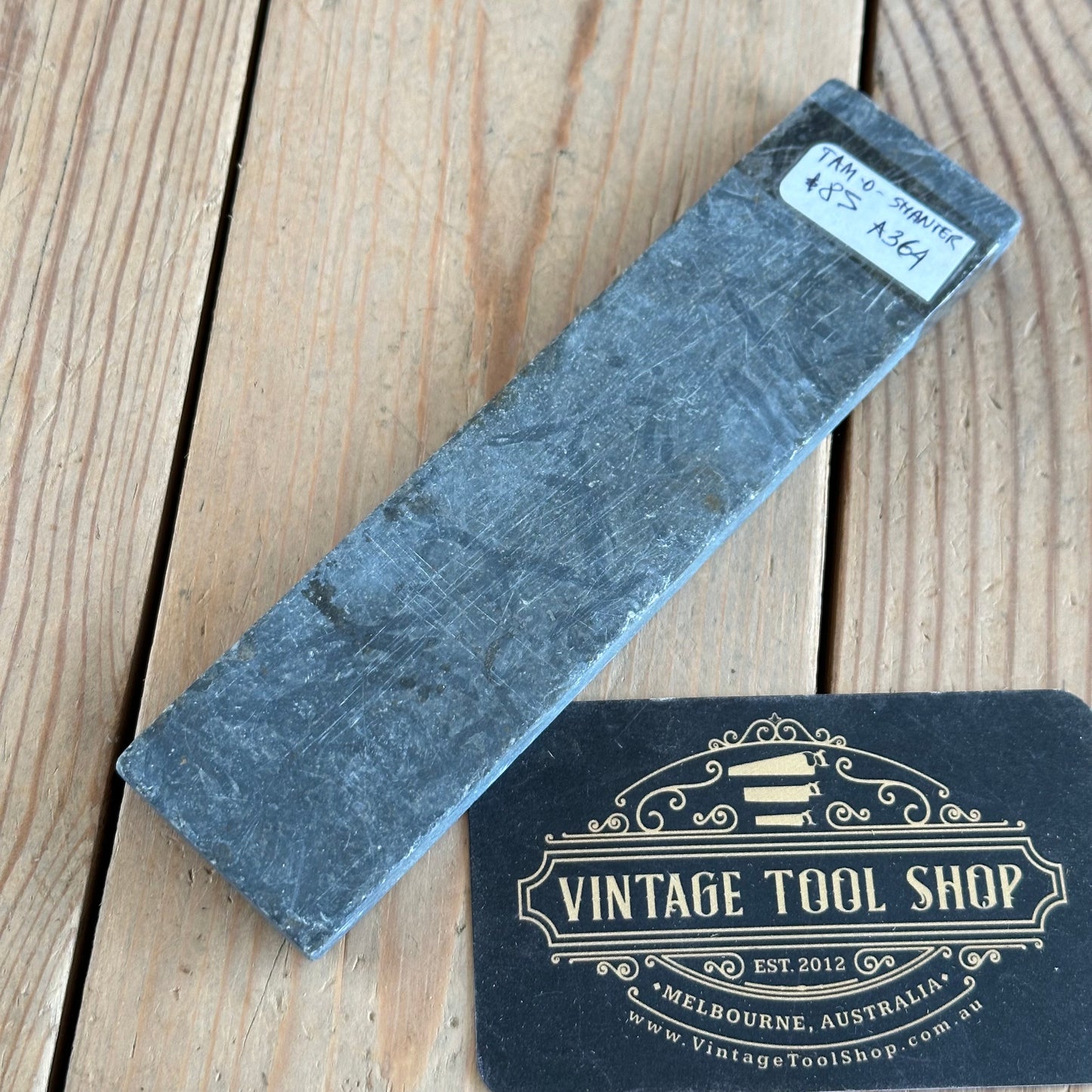 A364 Vintage SCOTTISH TAM-O-SHANTER water stone natural sharpening stone T523