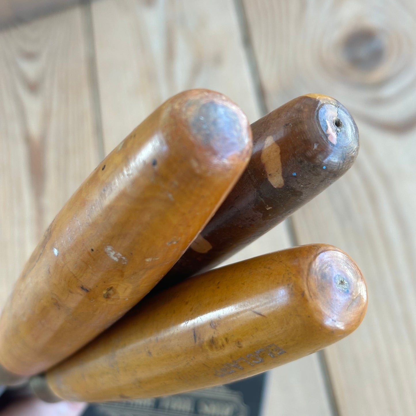 D1924 Vintage 3 x MIXED SHEFFIELD Carving CHISELS GOUGES