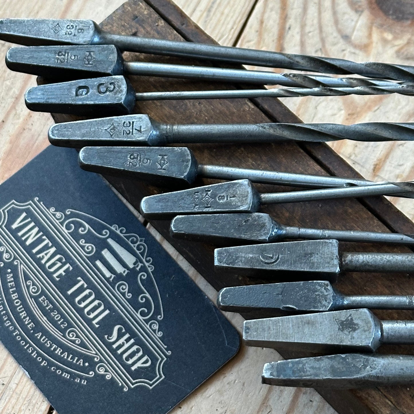 H2516 Vintage BOXED mixed set of 10 x CLEVELAND style wood drill BITS brace BIT set