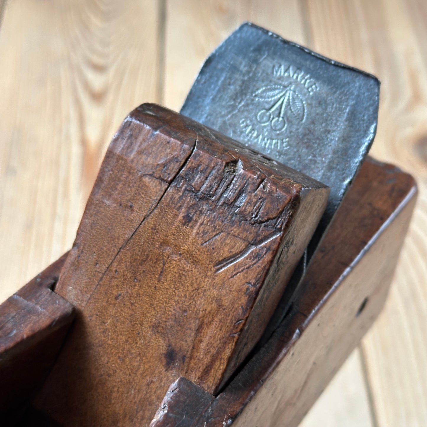 Y187 Antique FRENCH FRUITWOOD Wooden PLANE display