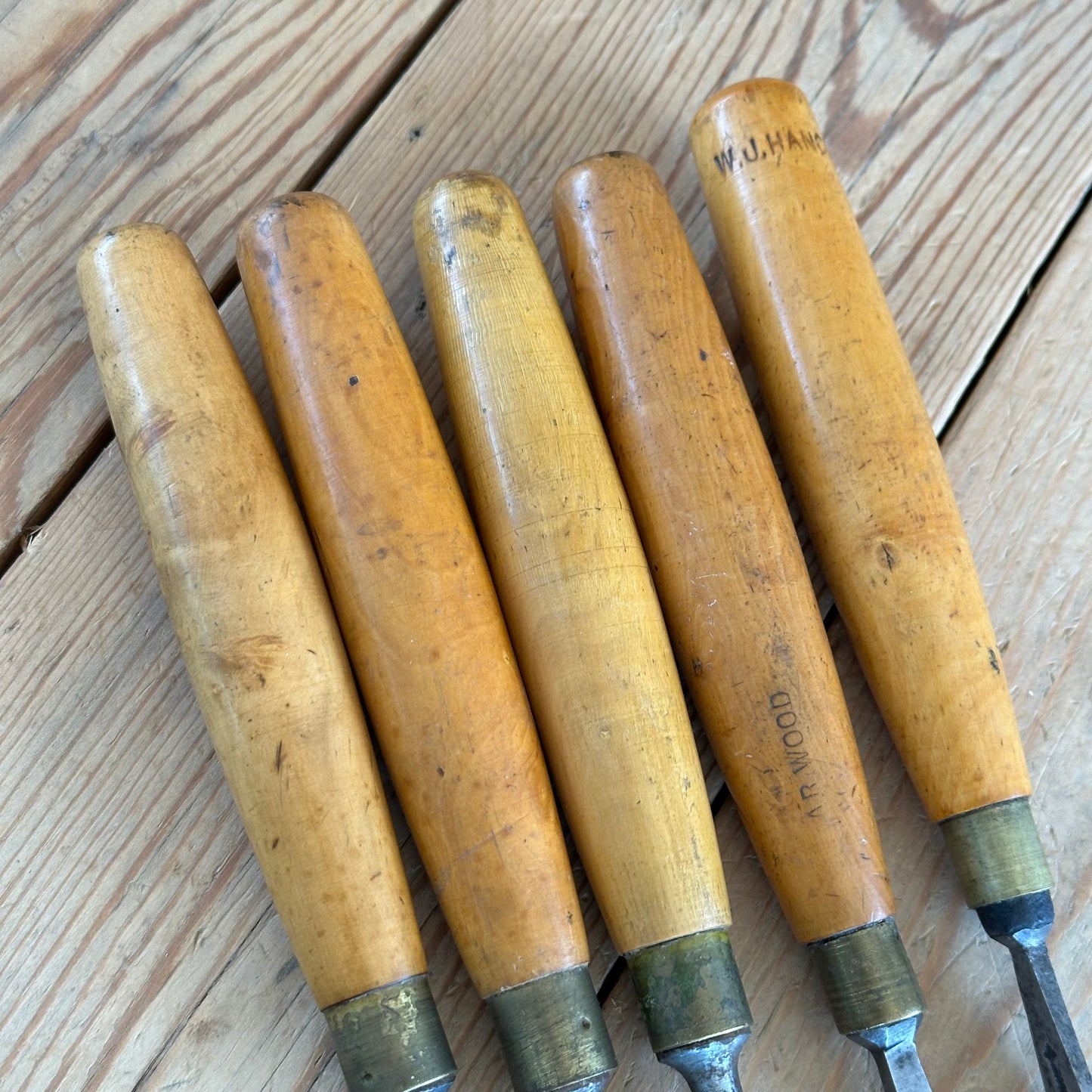 T9438 Vintage set of 5 x MARPLES woodcarving CARVING Vee GOUGES & chisels BOXWOOD Handles