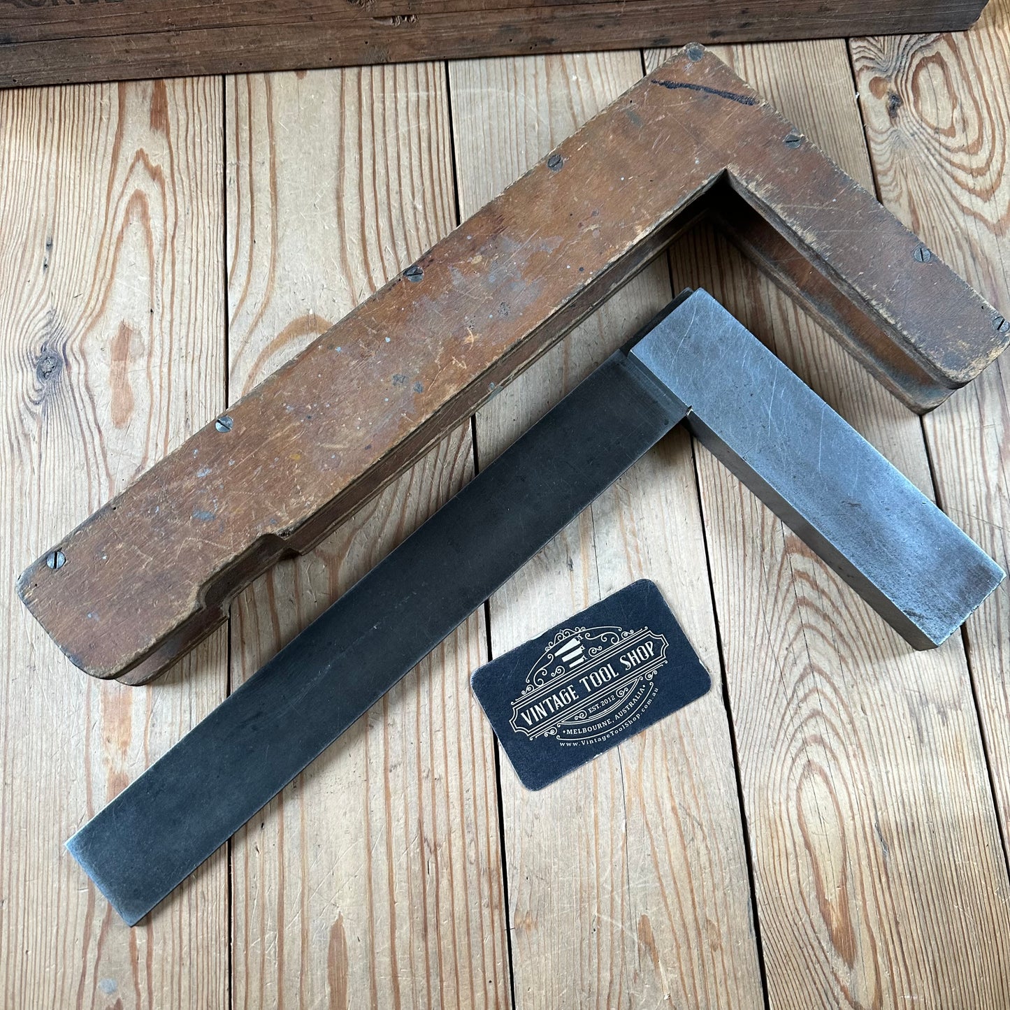 H2429 NICE! Vintage MOORE & WRIGHT 14” England Engineers METAL SQUARE