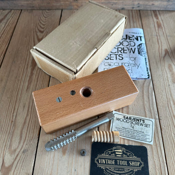 SOLD. H2145 Vintage SARJENT’S England 3/4” 19mm WOODEN SCREW Thread Box CUTTER