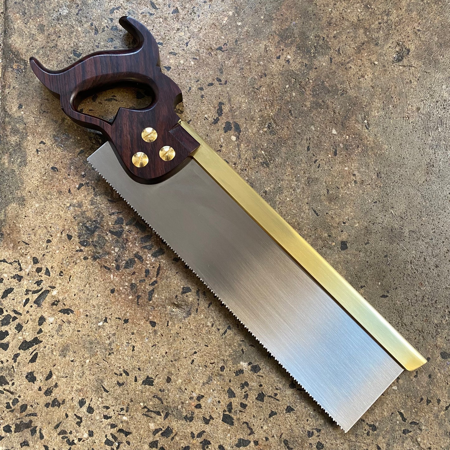 VHS21 HERITAGE SAWS Melbourne 14” KINGSTON 11ppi XCUT Carcass SAW with an INDIAN ROSEWOOD handle