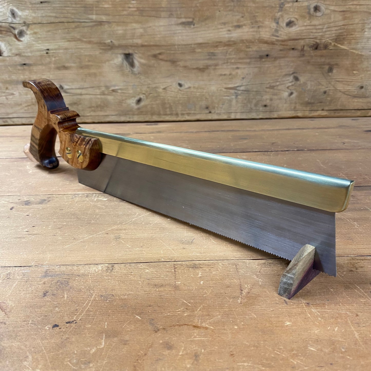 VHS190 HERITAGE SAWS Custom 12” FITZROY model 14ppi rip DOVETAIL SAW with a QUILTED TIGER MYRTLE handle