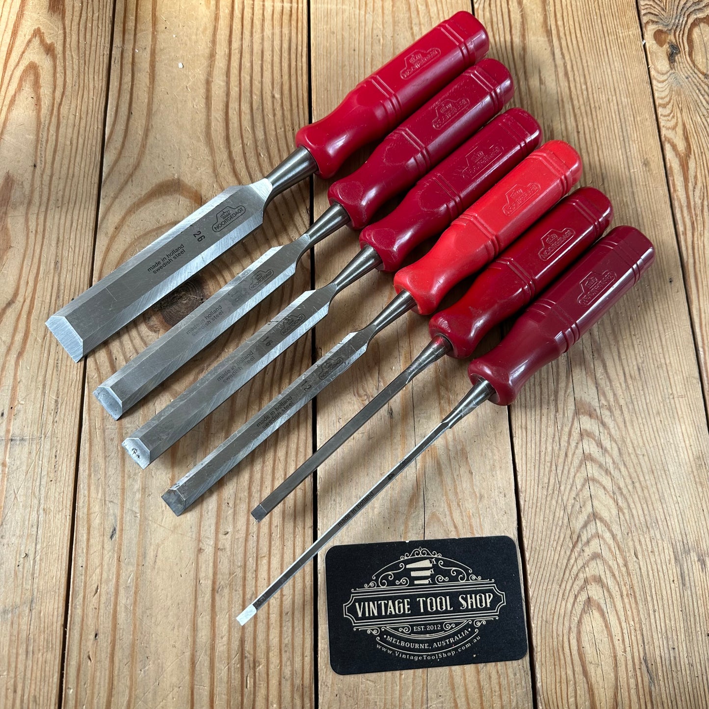 N1817 AWESOME! Vintage set of 6 NOOITGEDAGT Holland red resin handle BEVEL CHISELS