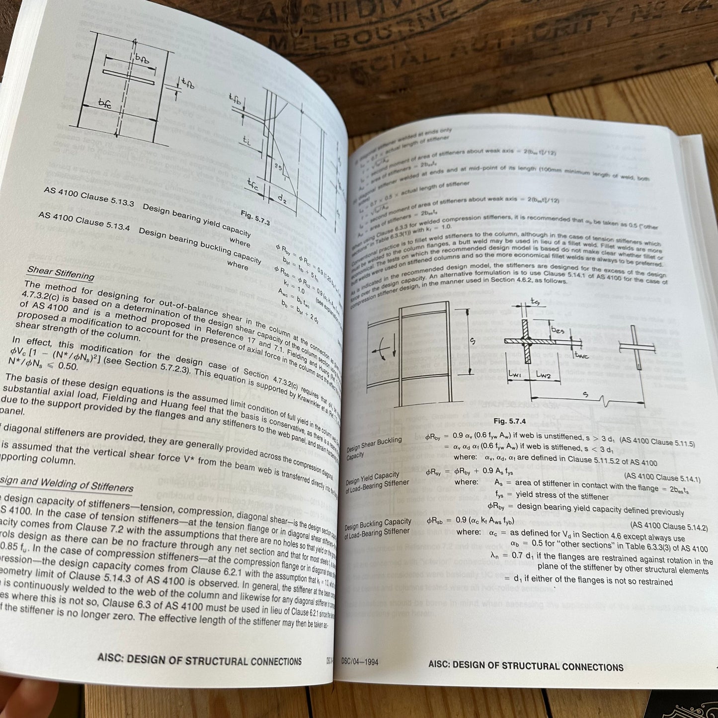 XBN184 Vintage 1994 BOOK DESIGN of STRUCTURAL CONNECTIONS 4th edition by T.J.Hogan & I.R.Thomas