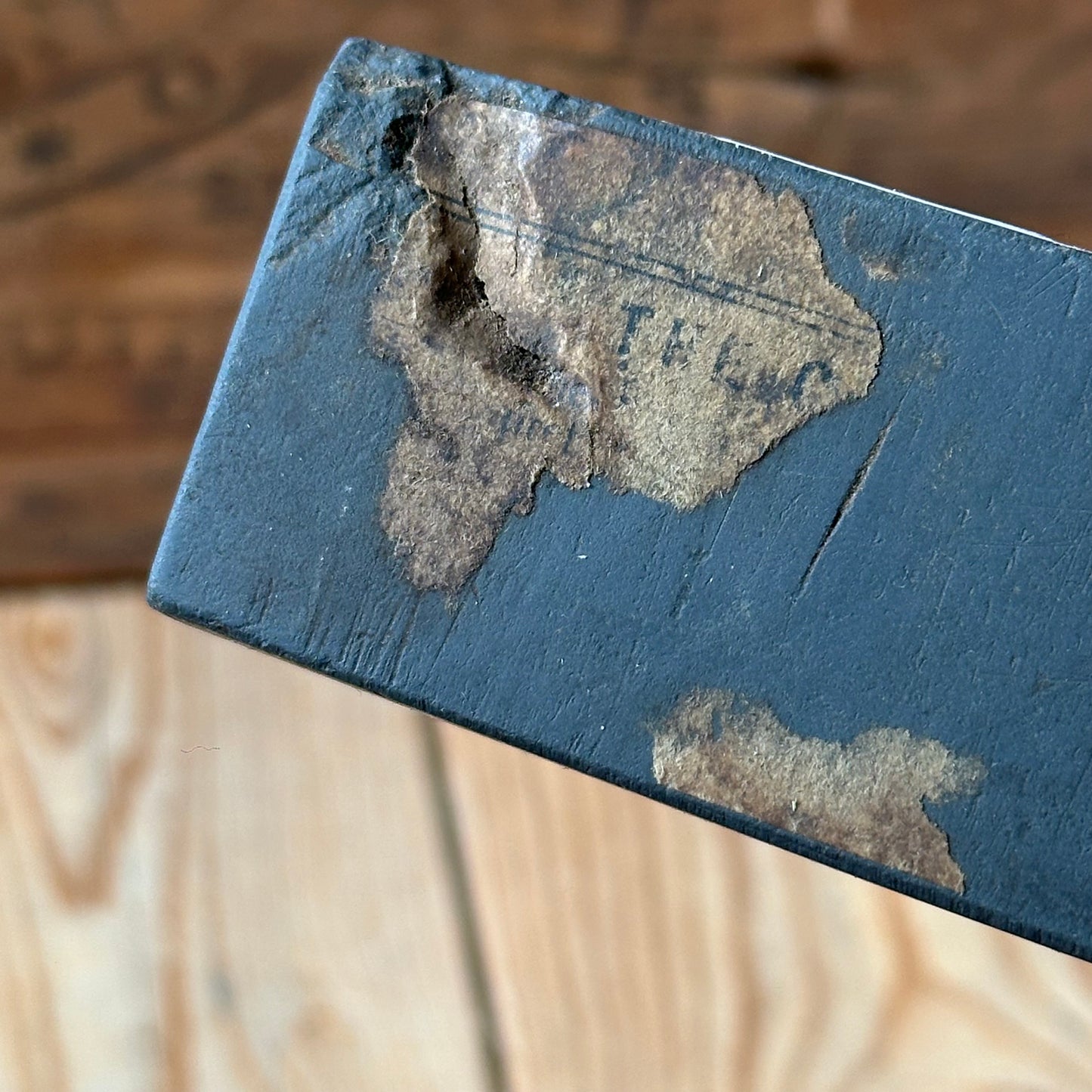 A380 Vintage LARGE German WATER HONE partial label BARBERS STONE Natural sharpening stone waterstone