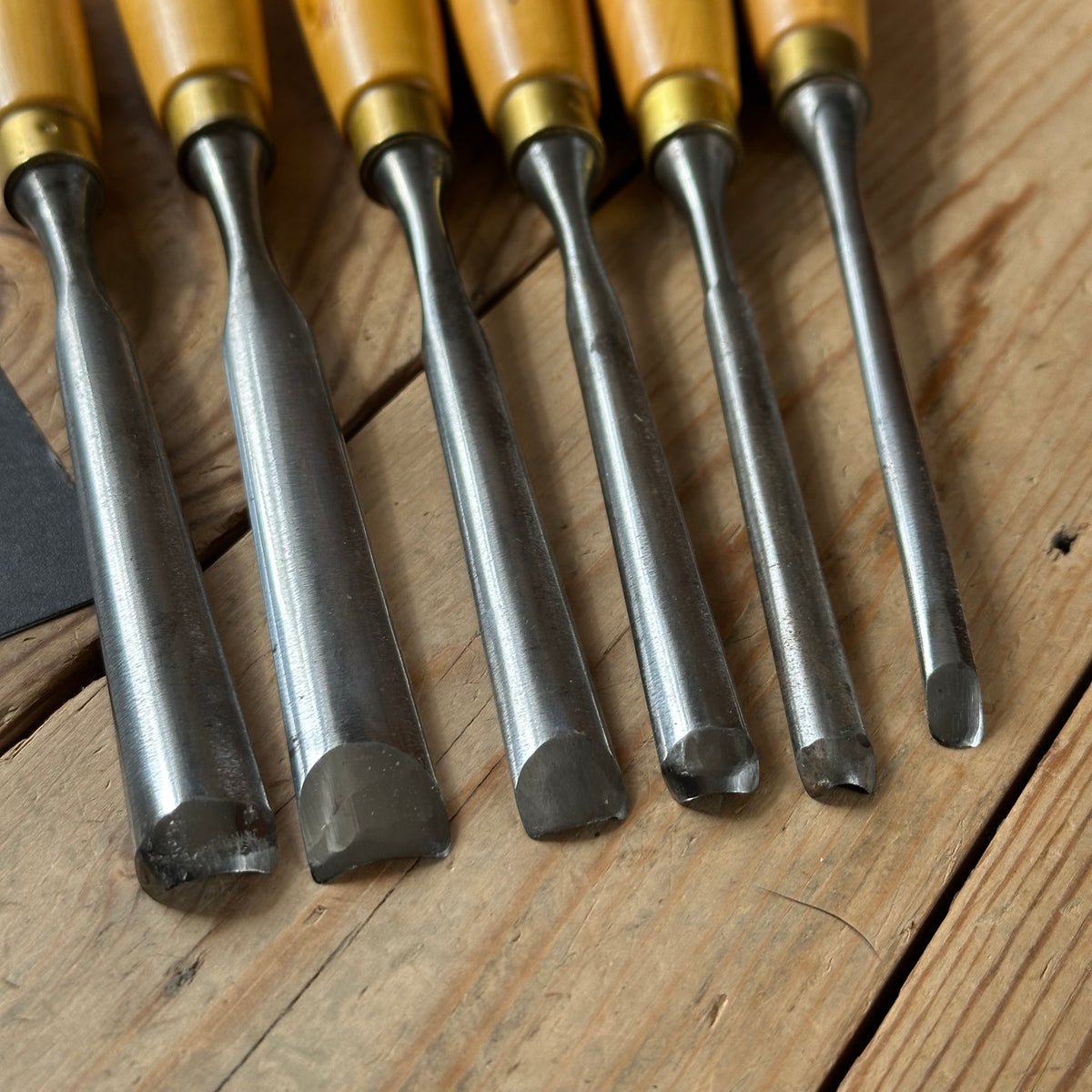 H2571 Vintage set of 6 MARPLES England Boxwood Handled Carving GOUGES CHISELS