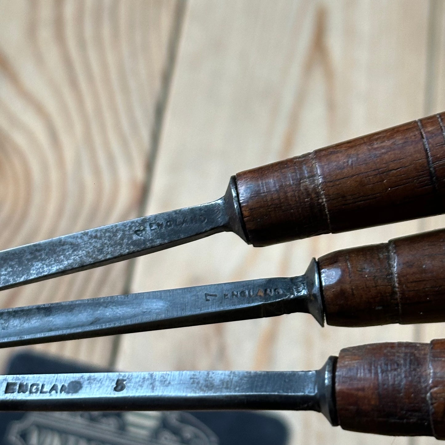 N1760 Vintage 3 x ADDIS Carving CHISEL Set