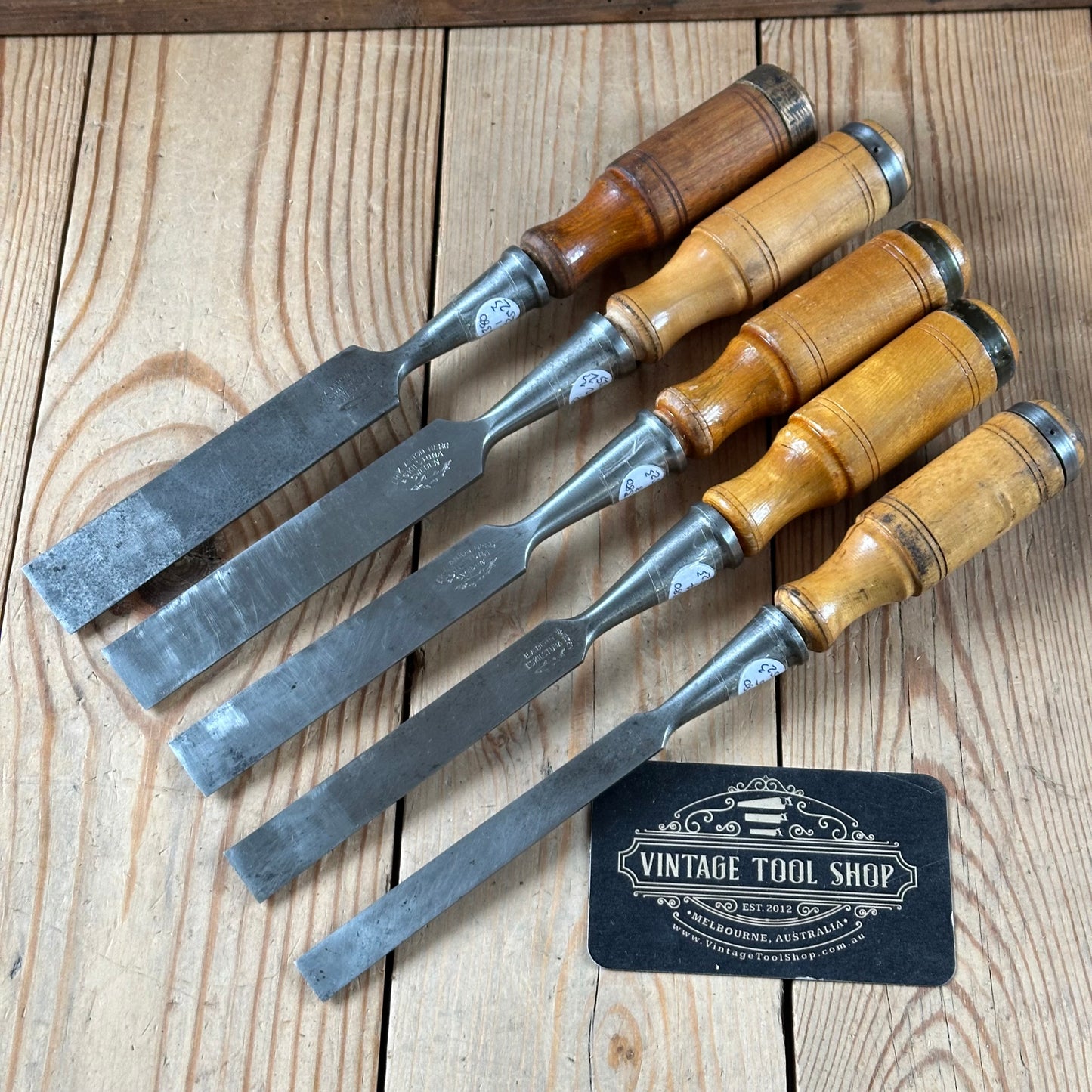 H2523 Vintage set of 5 x SWEDISH E.A. BERG Birch handled socketed BEVEL CHISELS