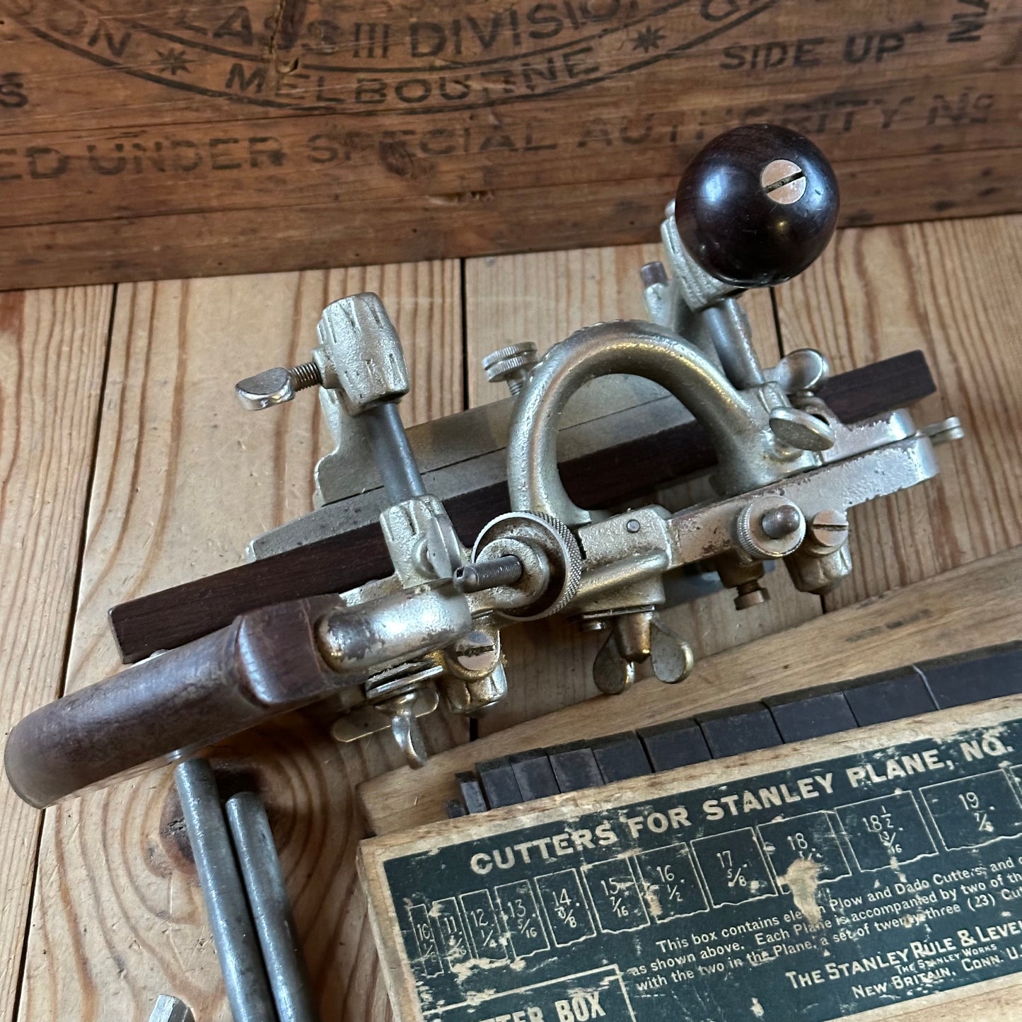 H2491 Vintage STANLEY USA Sweetheart era No.45 Combination PLANE with cutters