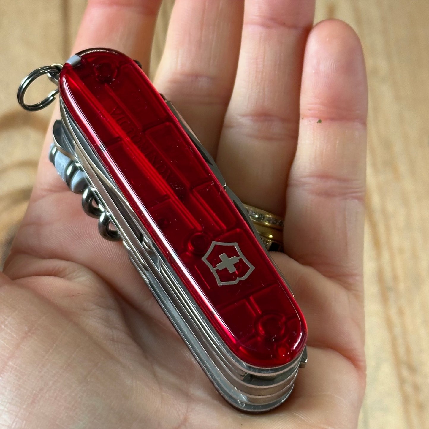 K54 NEW! Victorinox CYBERTOOL Medium SWISS ARMY KNIFE Victorinox