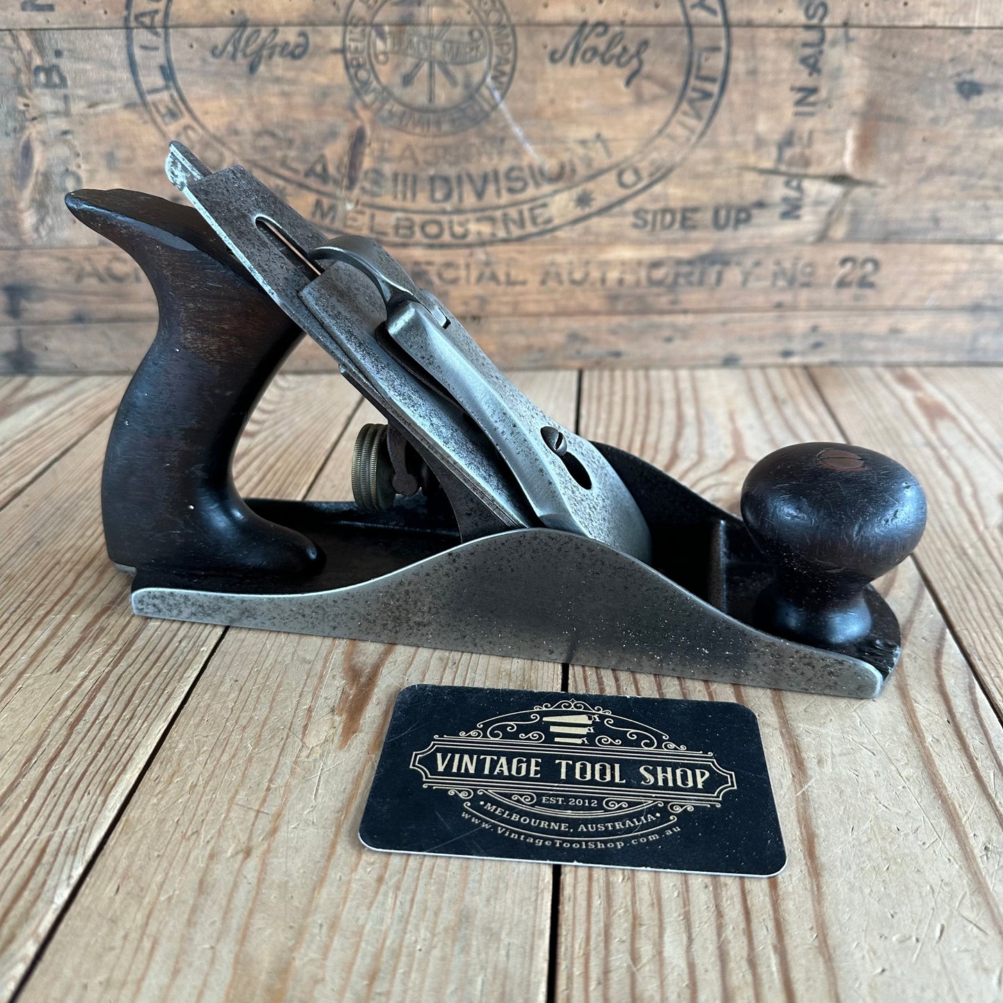 N1211 Vintage STANLEY USA Type 8 No.4 PLANE Rosewood handles