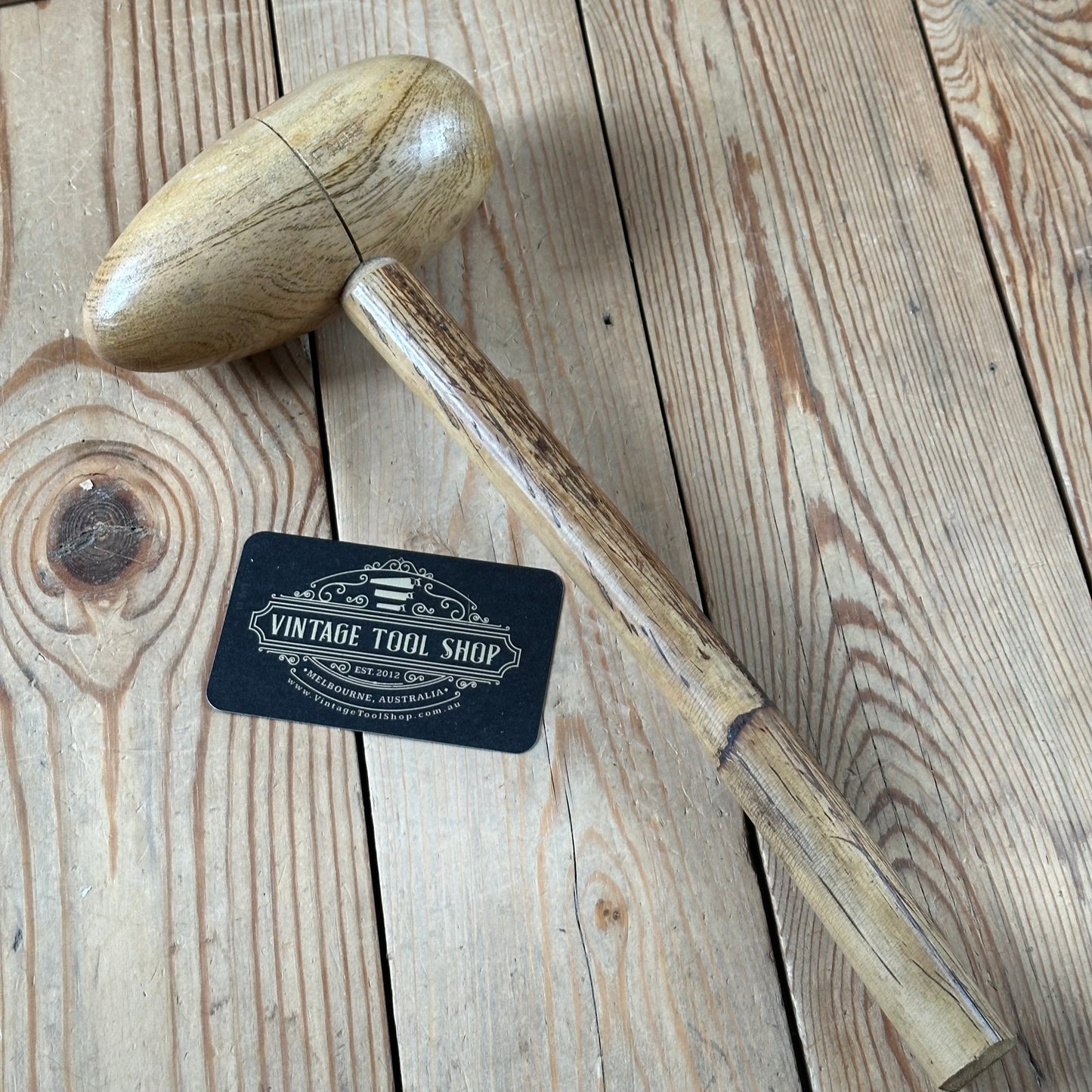 H2440 Vintage HORNBEAM Lead DRESSING STICK plumbers mallet by EMIR London