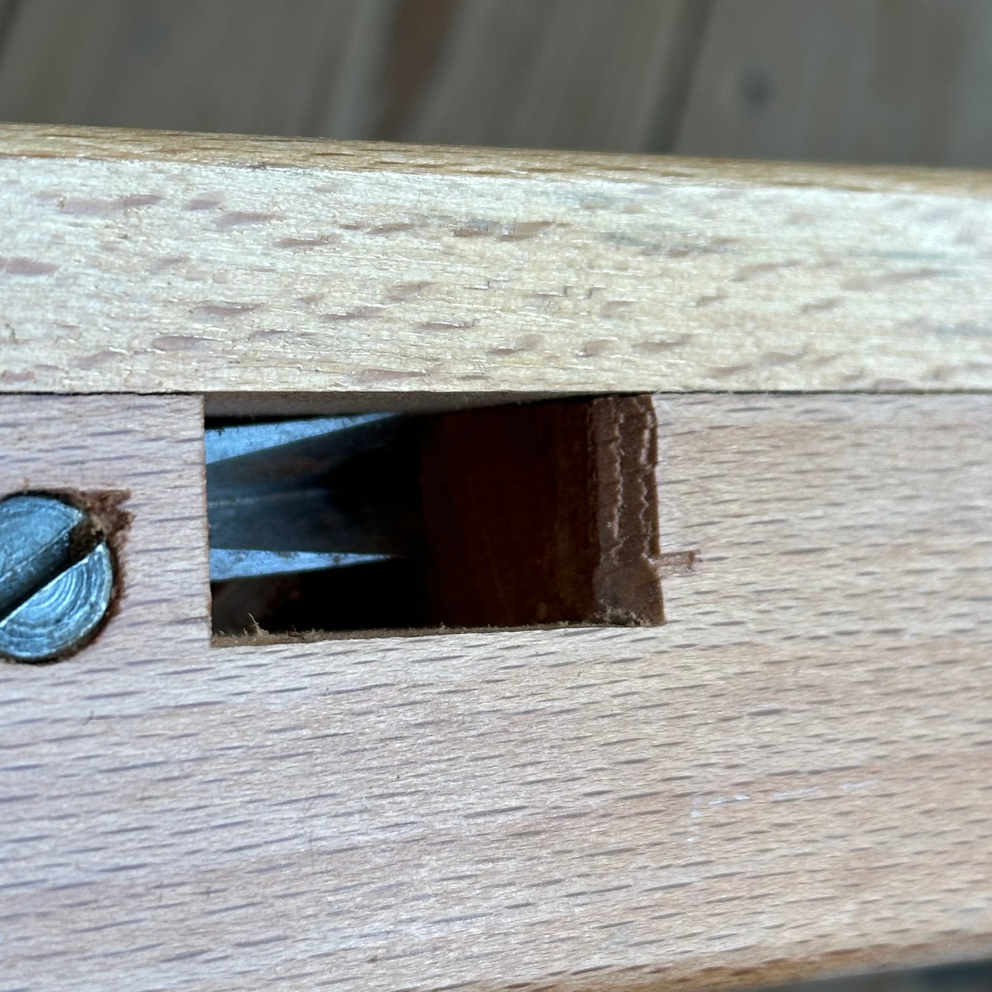 SOLD. H2145 Vintage SARJENT’S England 3/4” 19mm WOODEN SCREW Thread Box CUTTER