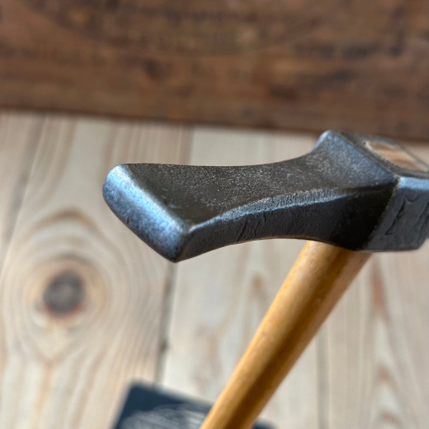 D1832 Vintage DOUBLE FACE Metalworking HAMMER