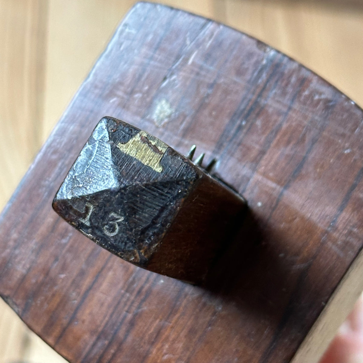 D2101 Vintage ATKINS England made Rosewood & BRASS Mortise and marking GAUGE