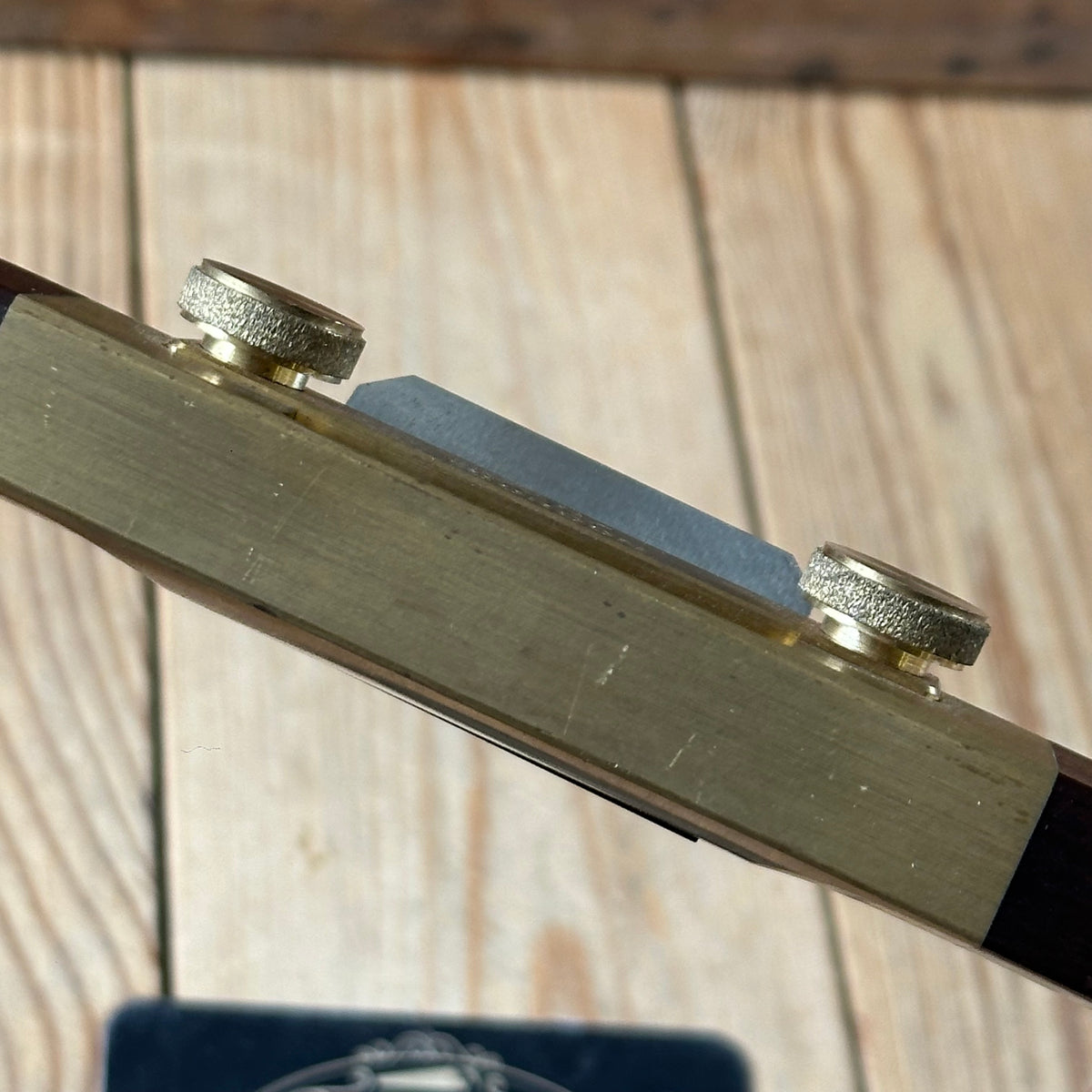 C3 CLEAN! Contemporary Australian HNT GORDON Gidgee CURVED BASE SPOKESHAVE IOB
