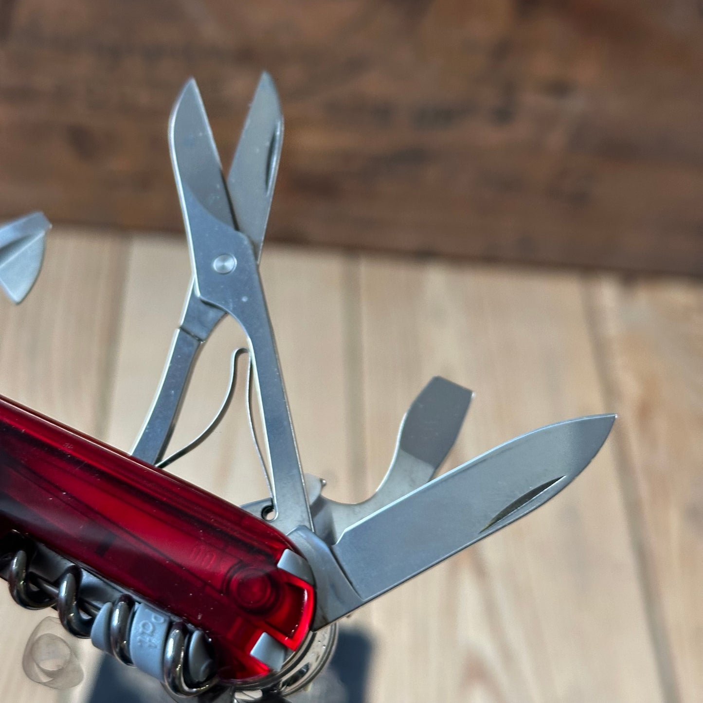 K64 ULTRA RARE! Vintage Collectable Victorinox SWISS FLAME SWISS ARMY KNIFE