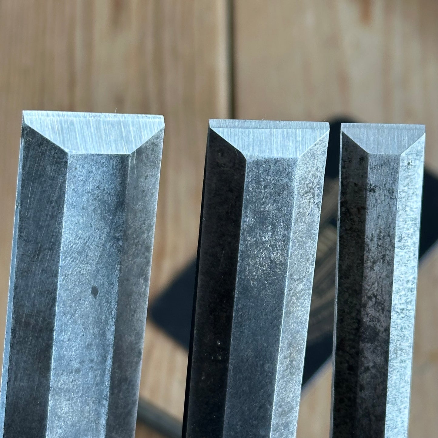 H2361 Vintage set of 6 x E.A. BERG Sweden wooden handled BEVEL CHISELS