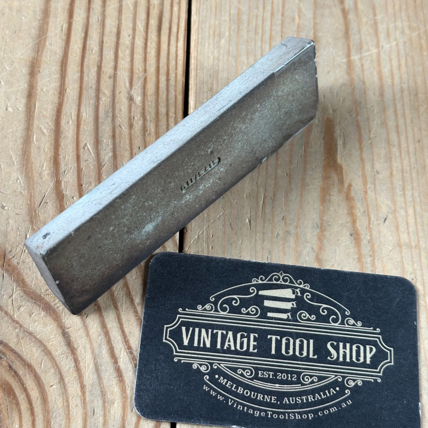 A138 Vintage Ceramic abrasive sharpening STONE