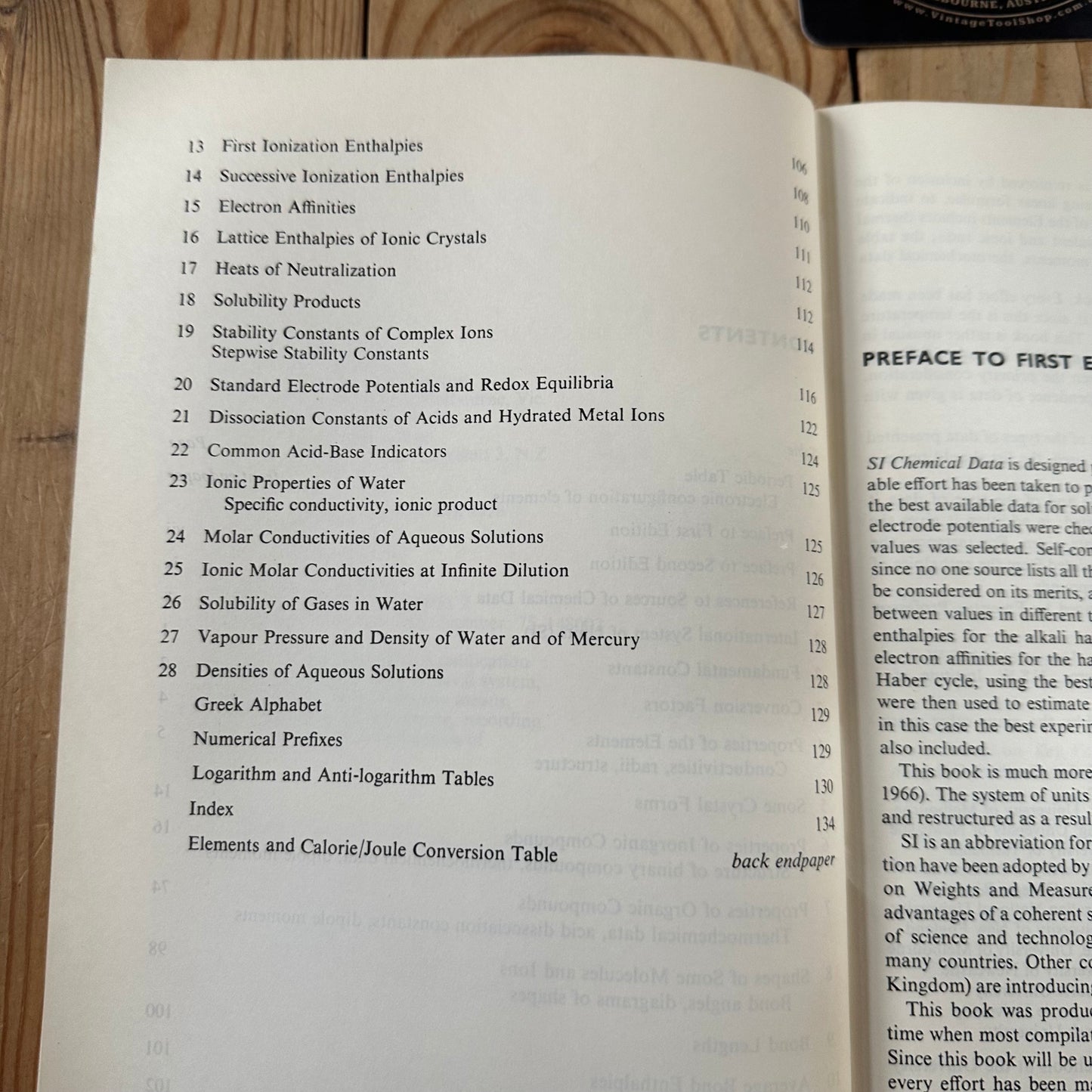 XBN37 Vintage 1978 SI Chemical Data BOOK by Aylward & Findlay