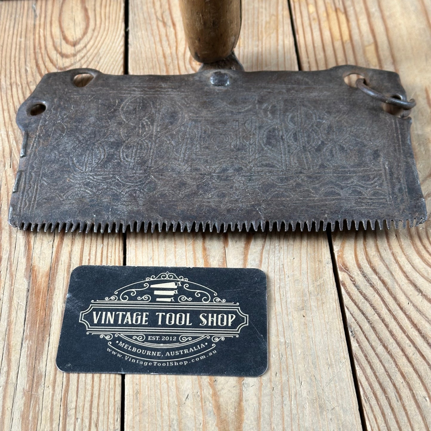 SOLD. H2404 ORNATE! Antique traditional MOROCCAN Berber CARPET COMB