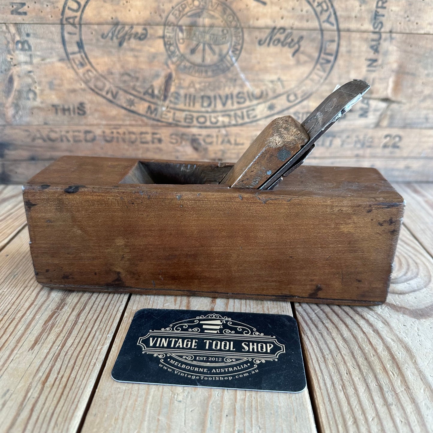 Y2432 RARE! Antique FRENCH PLANE with NAPOLEON EMBOSSED BLADE “Sans Rival”