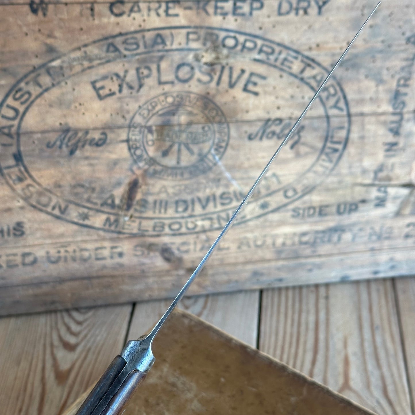 N842 LARGE! Vintage W.R.HUMPHREYS & Co SHEFFIELD spring steel SPATULA with Rosewood handle