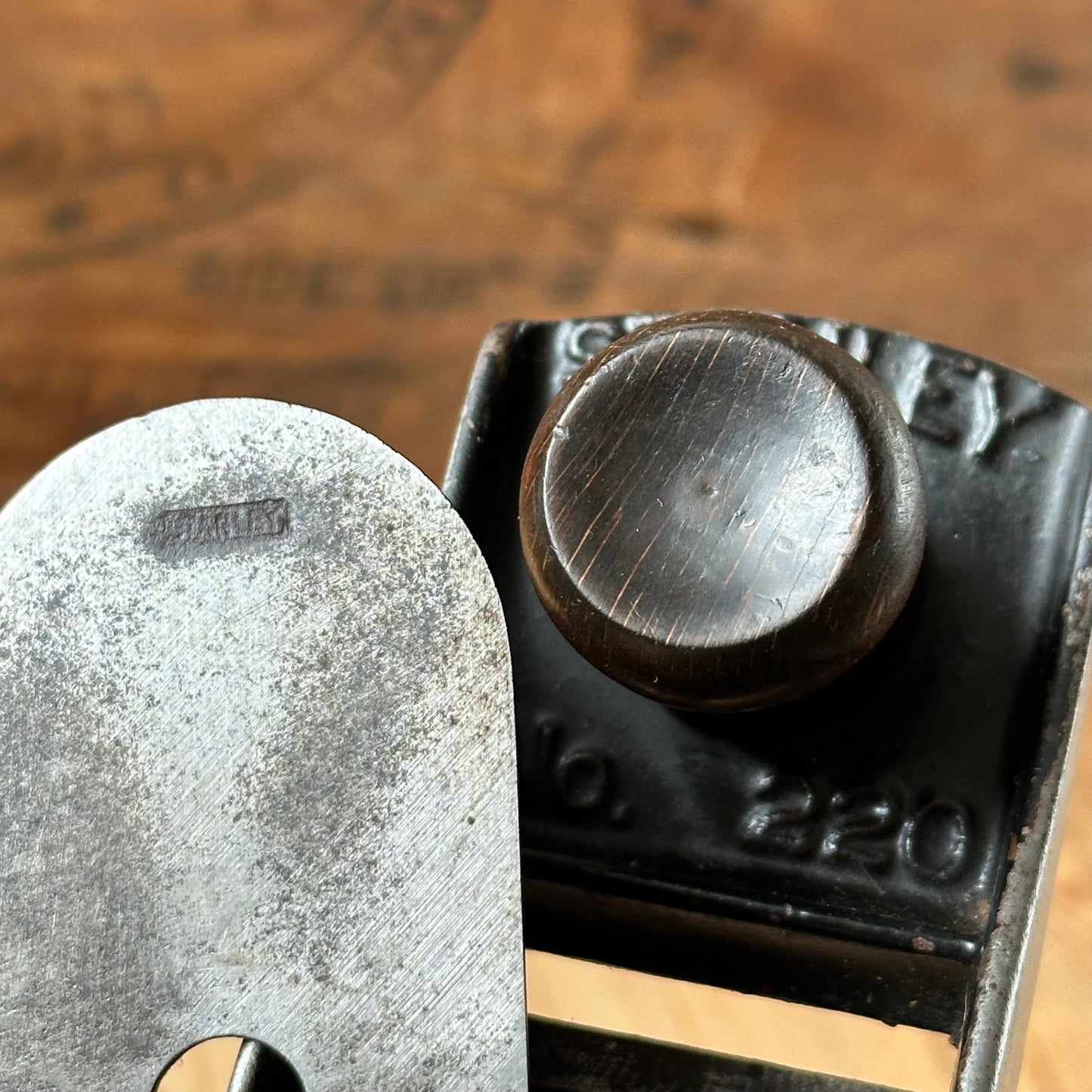 N1828 Vintage STANLEY England No.220 BLOCK PLANE