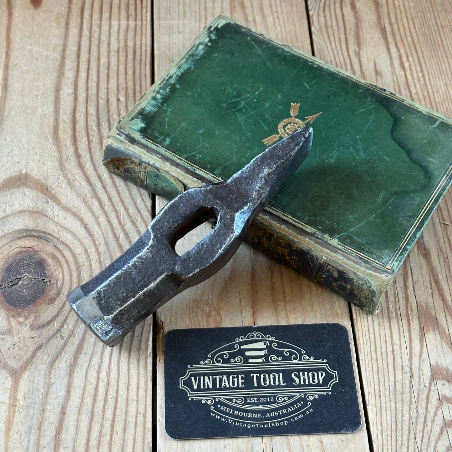 H2658 Vintage HAMMER HEAD