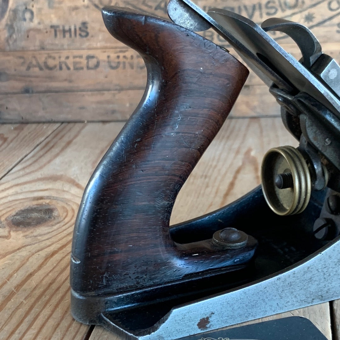 H327 Vintage STANLEY Canada No.4 1/2 PLANE Rosewood handles
