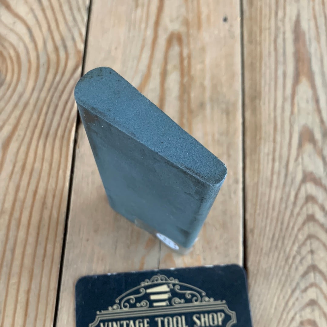 SOLD A297 Vintage Fine CARBORUNDUM sharpening STONE slip stone