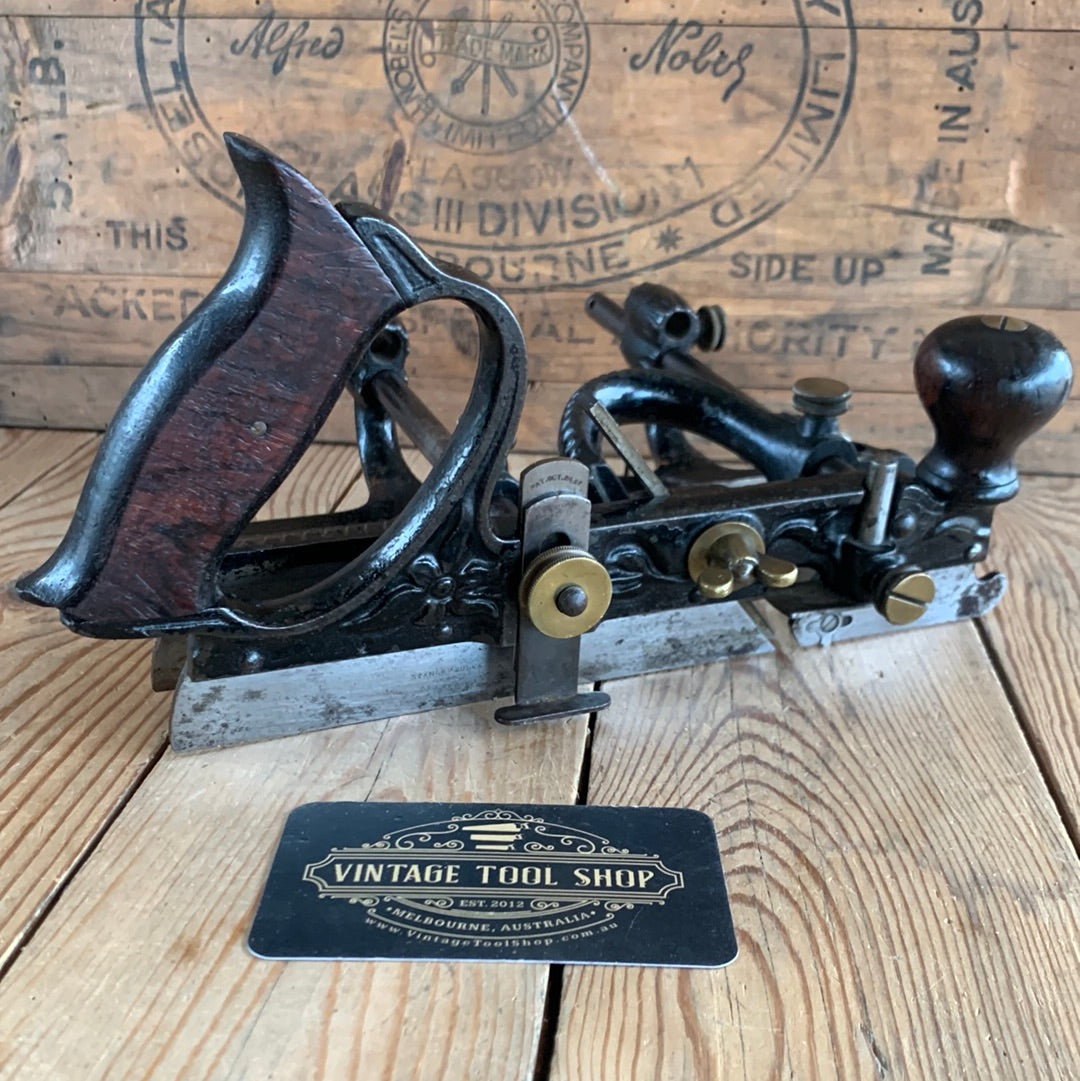 SOLD H289 Antique early 1883-85 Type 1 STANLEY USA No.45 Combination PLANE