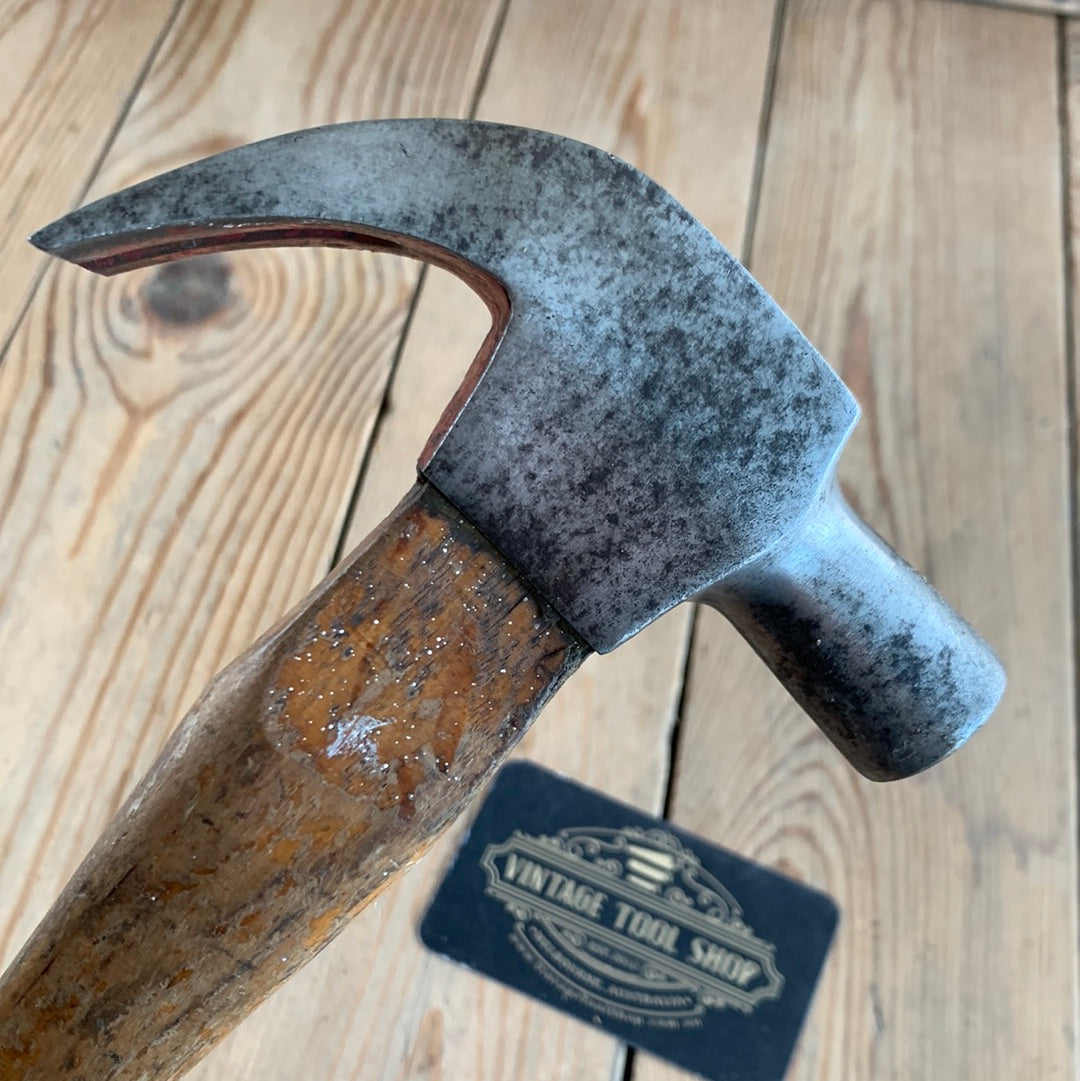 T9915 Vintage CARPENTERS CLAW Hammer