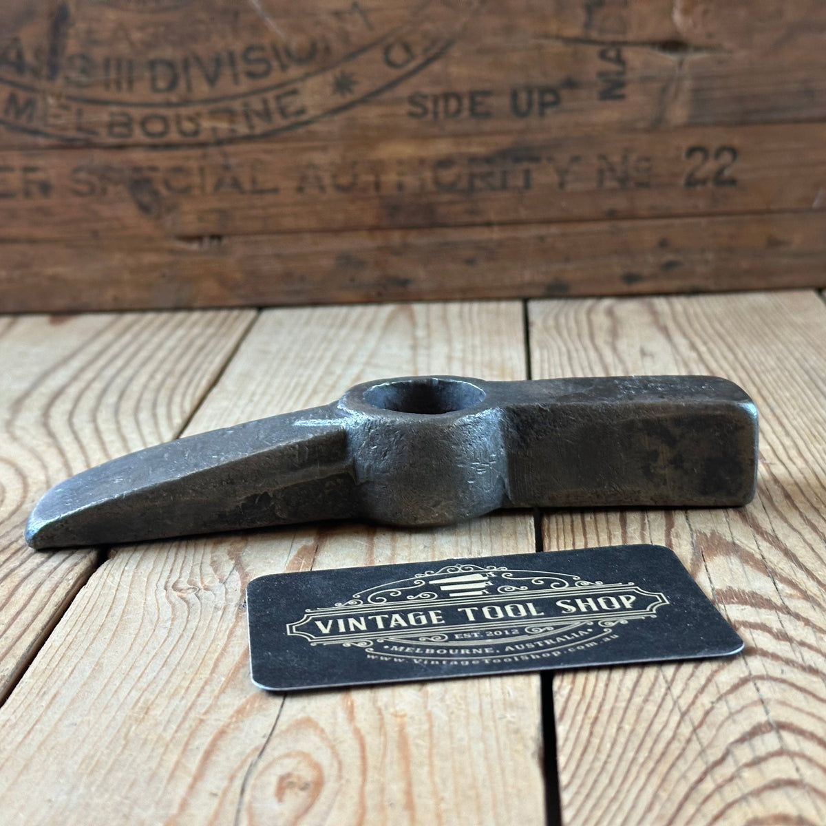 H2657 Vintage STONEMASONS HAMMER HEAD