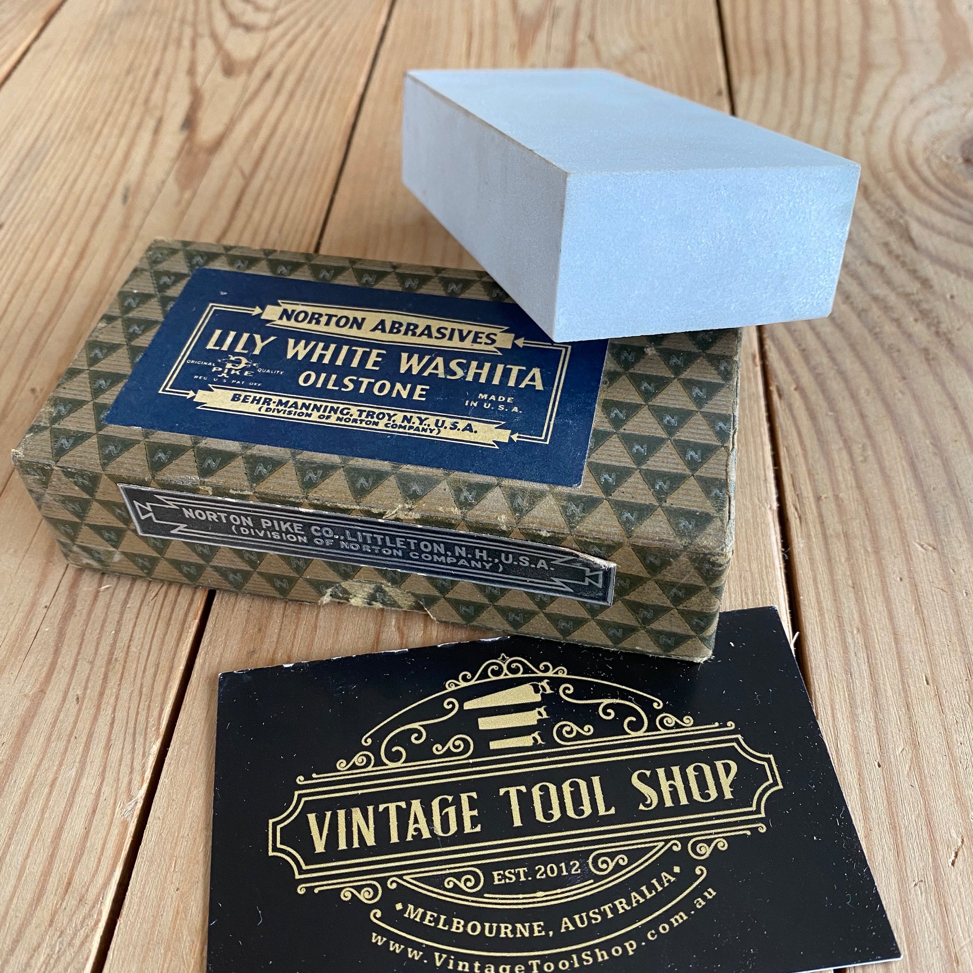 pike lily white washita stone Vintage NORTON LILY White WASHITA ARKANSAS natural sharpening stone – Vintage Tool Shop Pty Ltd