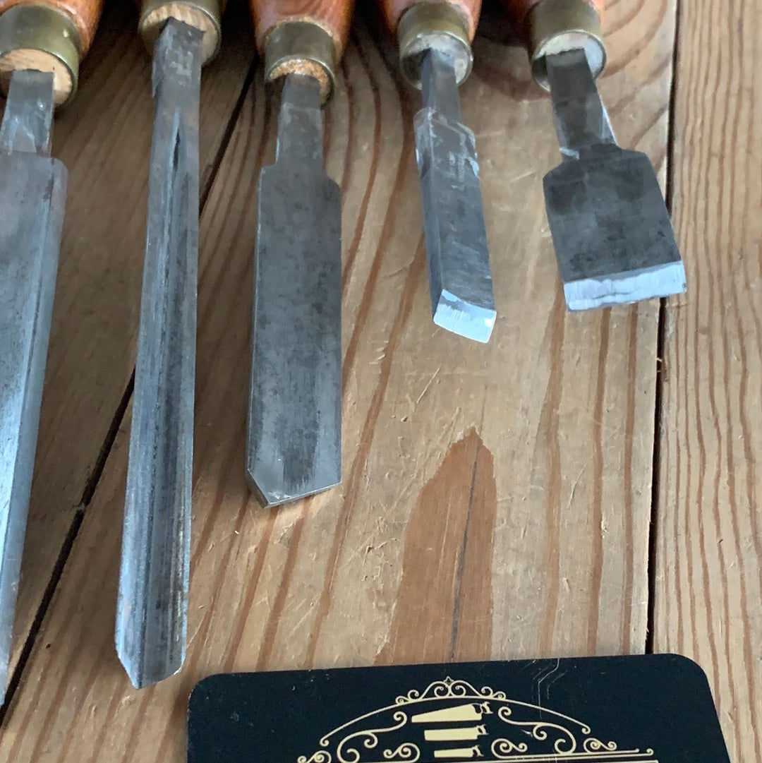 SOLD Z17-23 Vintage 8x Robert SORBY lathe turning chisels