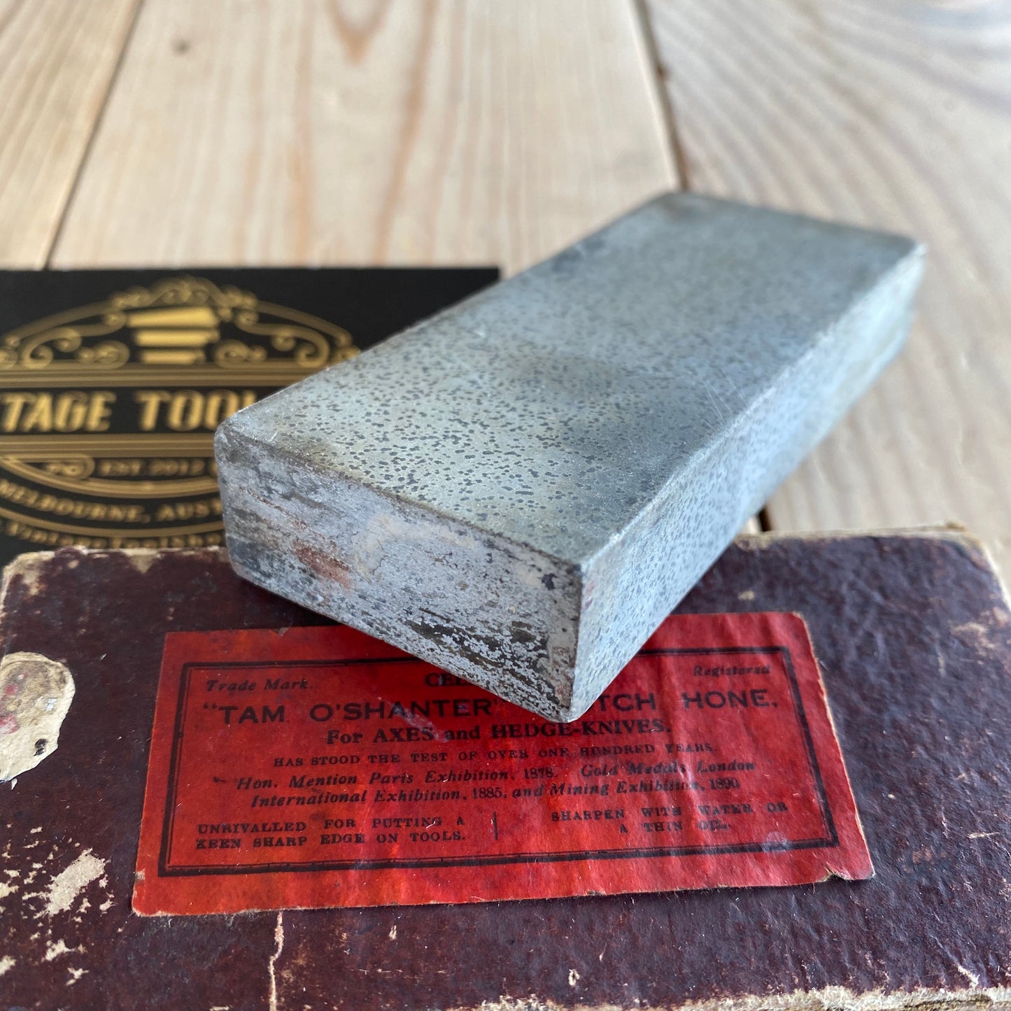 SOLD Vintage SCOTTISH TAM-O-SHANTER water stone natural sharpening stone T523