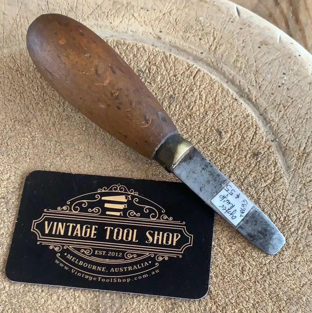 SOLD Vintage wooden handled OYSTER KNIFE T8693